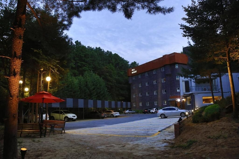Exterior 5, Hillhouse Hotel, Pocheon