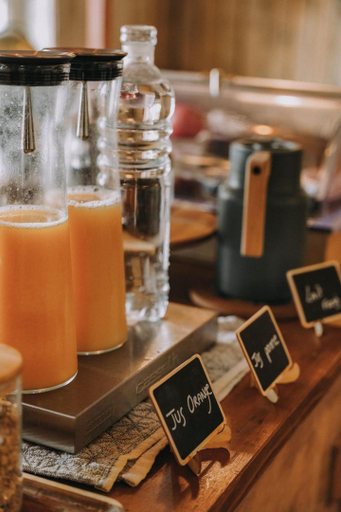 Food & Drinks 5, Ariane Hotel, Allier