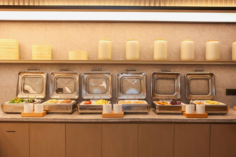 Food & Drinks 5, JI Hotel (Shanghai Lujiabang Road Subway Station), Shanghai