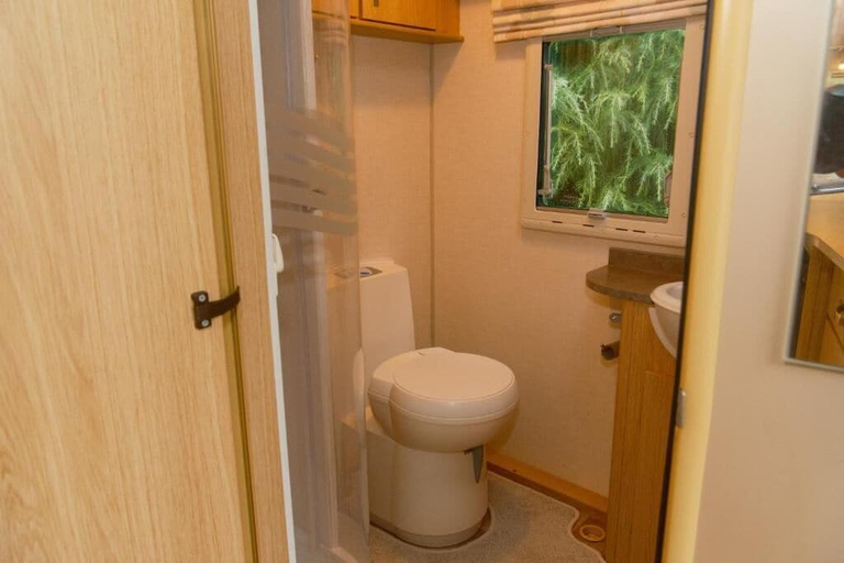 Bathroom 3, Sundale Caravan Retreat 2 Berth - Wanaka, Queenstown-Lakes