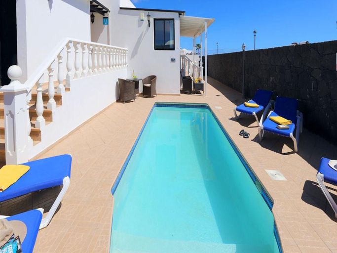 Others 5, Cosy Lanzarote Villa 3 Bedrooms Heated Pool Villa Honey, Las Palmas