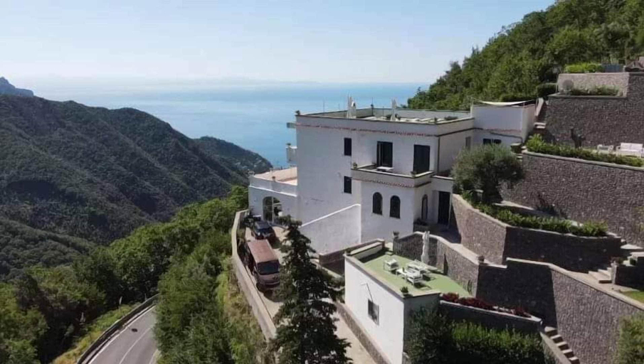4, Adagio Ravello, Salerno