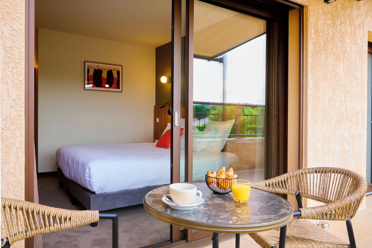 Bedroom 4, Hôtel la Perna, Vaucluse