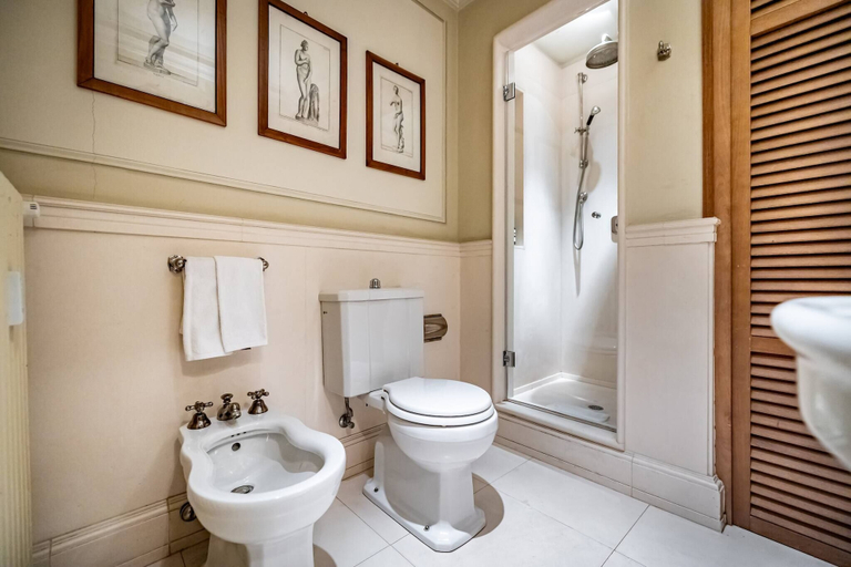 Bathroom 3, Vigna Vecchia Apartment, Florence