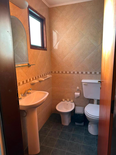 Bathroom 3, Hosteria Suenos Dorados, Junín
