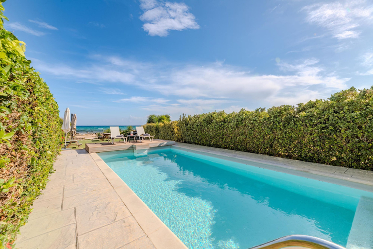 Room 2, Ayia Thekla Beach House