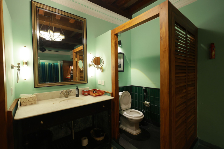 Bathroom 4, THE Lotus Palace Chettinad, Sivaganga