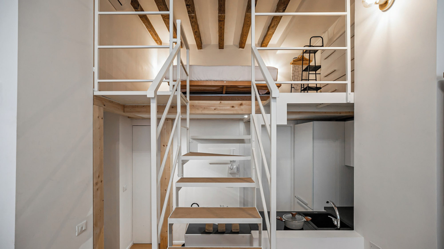 Living area 2, Italianway Comfort - Rosolino Pilo 8, Milano