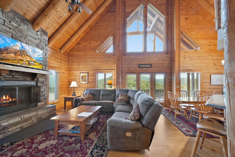 Interior 3, Comptime Located in Seven Devils Hot Tub Pool Table With Great Views, Watauga