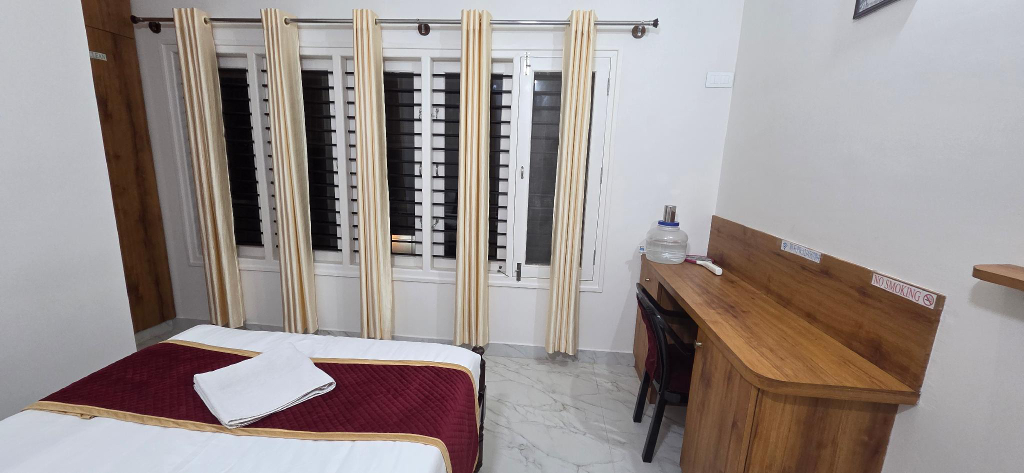 Bedroom 5, Prachi Peak View, Chikmagalur