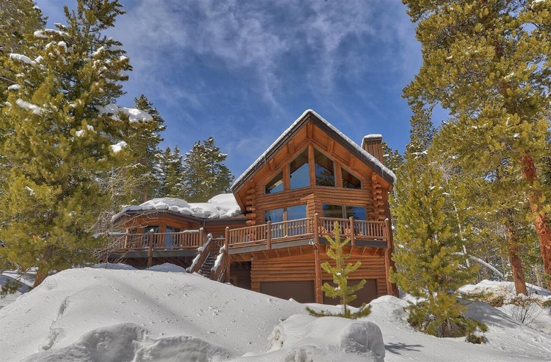 Exterior & Views 2, Black Bear Lodge Holiday Home 4, Summit