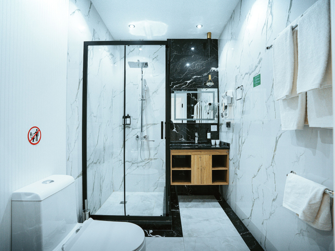Bathroom 4, Baden-Baden Hotel, Tashkent City