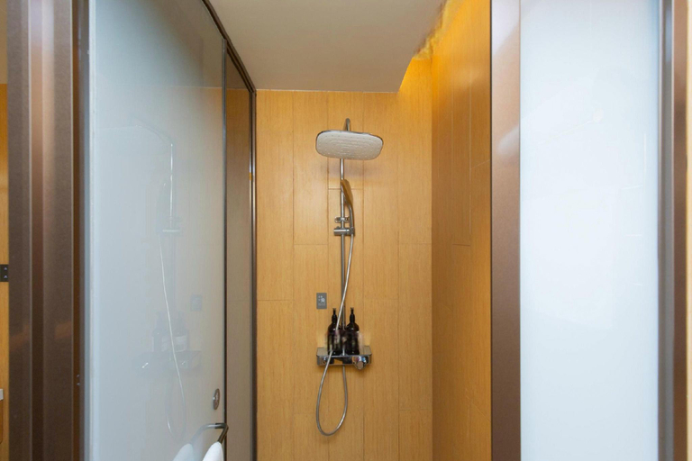 Bathroom 3, Ji Hotel Qingdao Licang Wanda Plaza, Qingdao