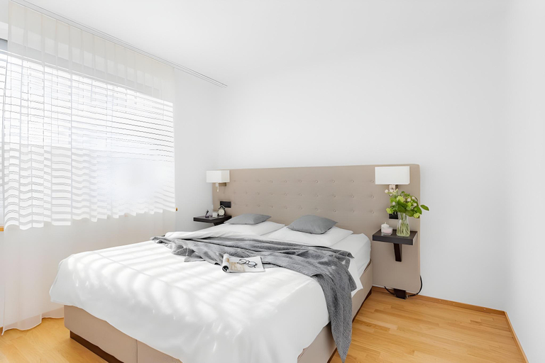 Bedroom 2, Swiss Star Longstreet, Zürich