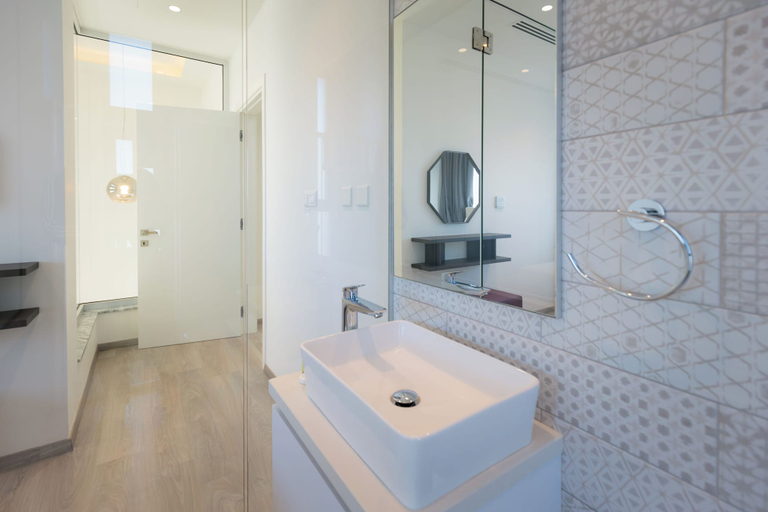 Bathroom 3, Napa Hills Seaview Villas