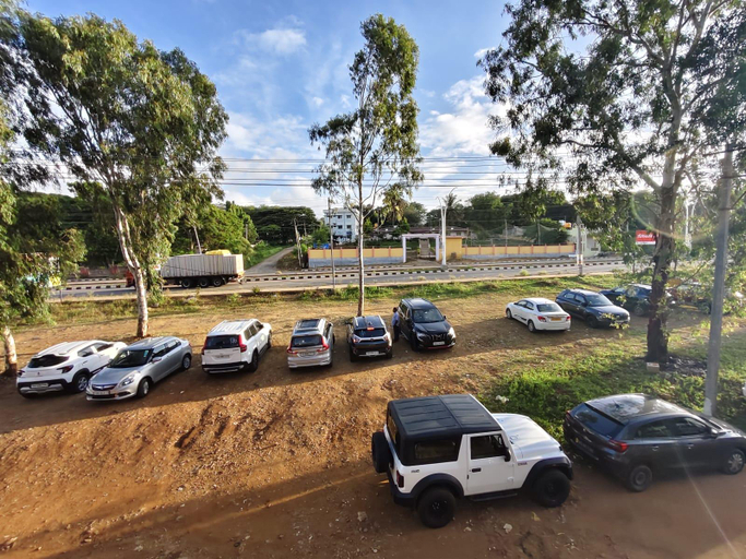 Parking lot 5, Hotel Relax inn, Chikmagalur