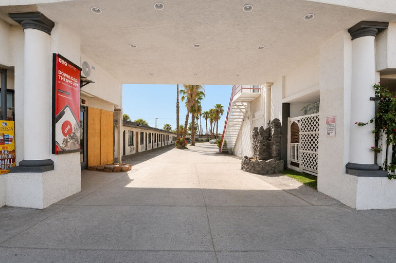 Exterior & Views 1, OYO Oasis Motel Las Vegas I-15, Clark