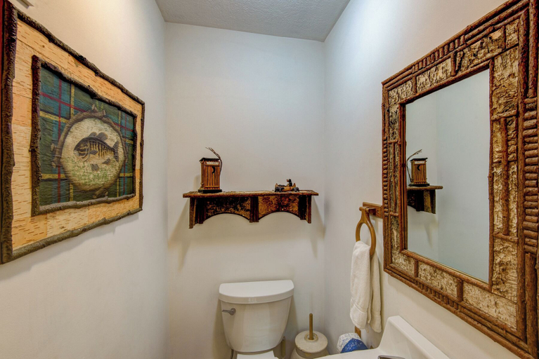 Interior 2, Appaljack Retreat, Watauga