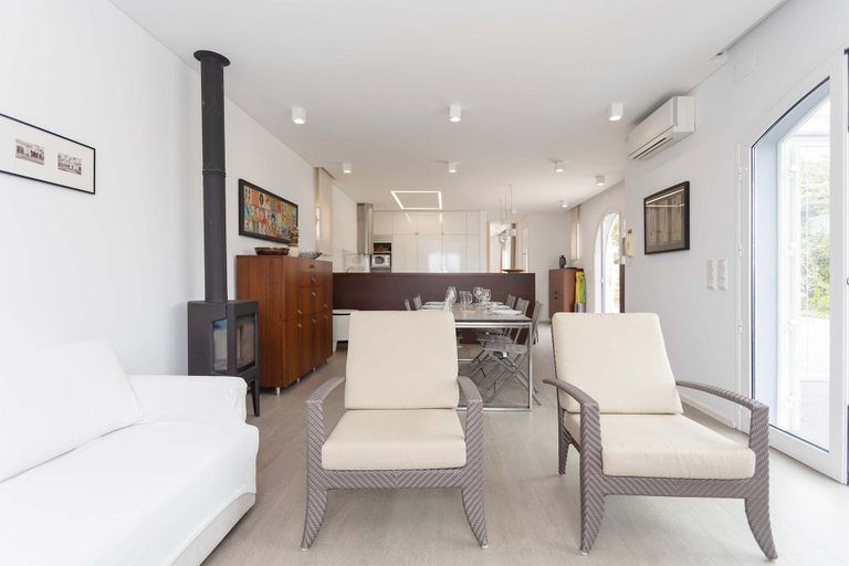 Room 2, Liiiving in Gaia - Sunny Pool House, Vila Nova de Gaia