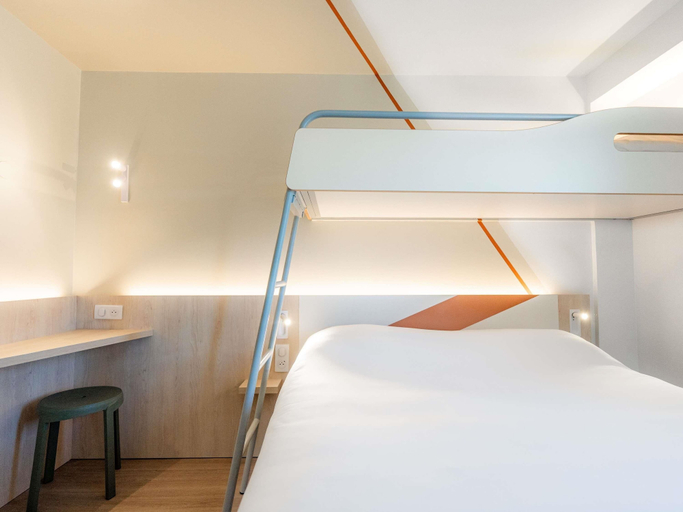 Bedroom 3, ibis budget Chambéry Centre Ville, Savoie