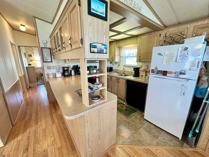 Interior 5, Cal's Retreat N617, Saint Lucie