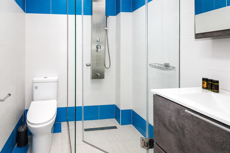 Bathroom 3, Azure Mare Studios, Ionian Islands
