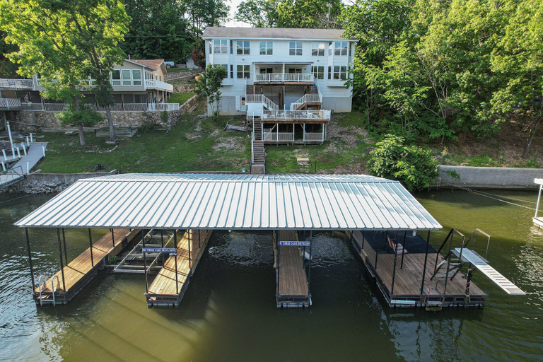 Primary image, Sleeps 30! Decks, Docks & Lake Life!, Camden