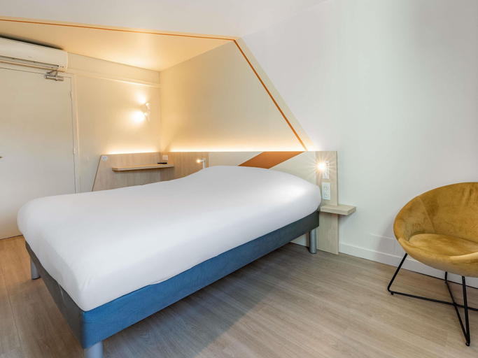 Bedroom 3, ibis budget Chambéry Centre Ville, Savoie