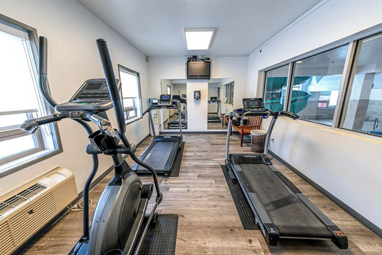 Others 5, Service Plus Inn & Suites Grande Prairie, Division No. 19