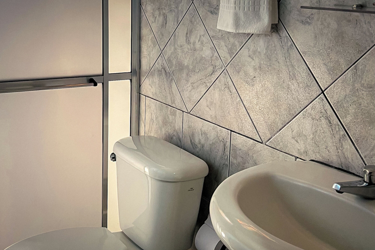 Bathroom 4, VELINN Pousada Recanto dos Tangaras, São Sebastião
