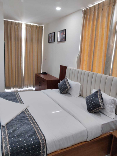 Room 5, Hotel Skyva, Hyderabad