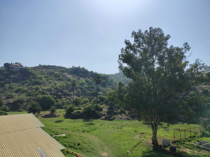 Miscellaneous, Nandishwar cottage, Sirohi