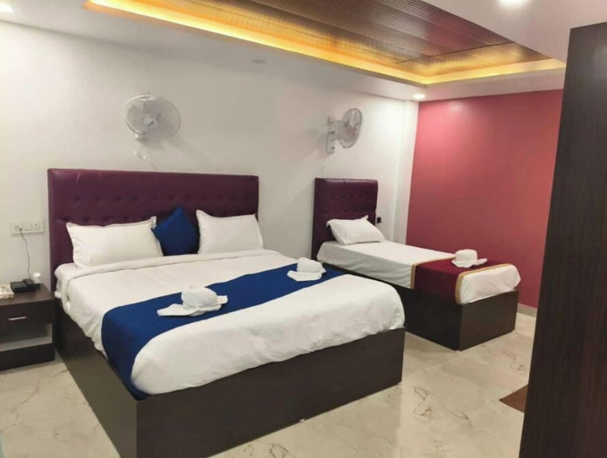 Room 4, RATHNA RESIDENCY YERCAUD, Salem