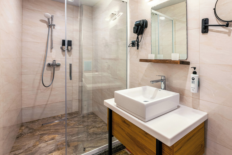 Bathroom 5, Khan Hotel Bukhara, Buxoro