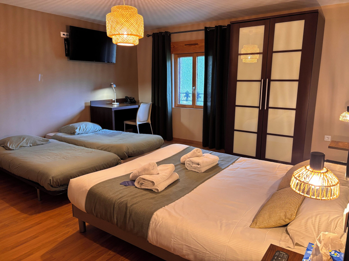 Bedroom 5, LA TOUR DES LYS, Nord