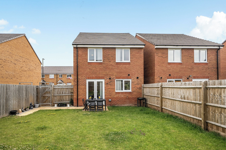 Others 4, Apartment Sleeps 10 - Contractors Long Stays WiFi, Walsall