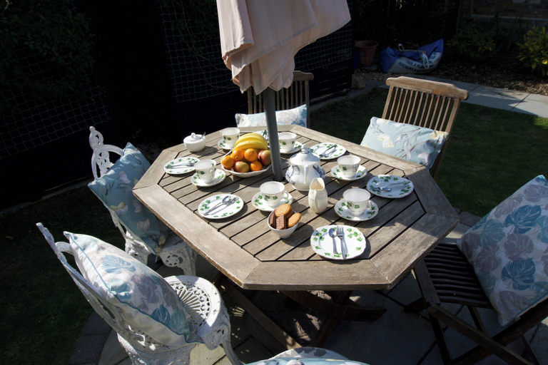 Food & Drinks 4, Lovely, Spacious Apartment - Sleeps 5, Isle of Wight