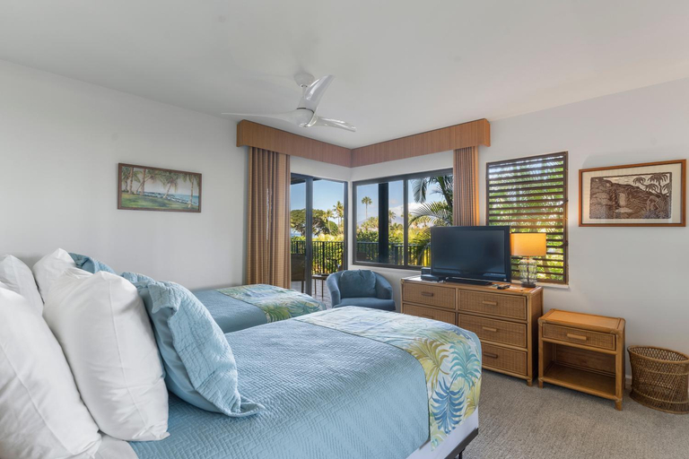 Bedroom 3, Two-Bedroom Apartment, Maui