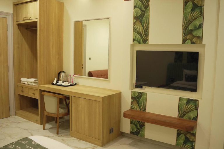 Room 5, The Landmark Maan Palace Hotel, Jaipur