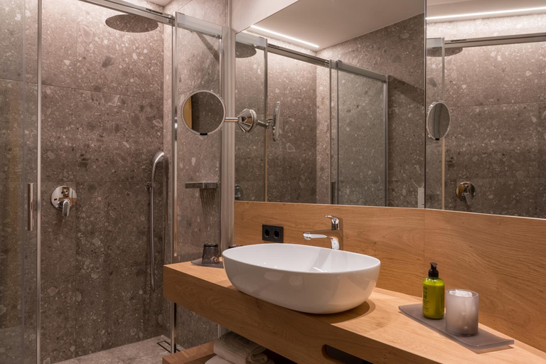 Bathroom 4, Hotel Alpenflora, Bolzano