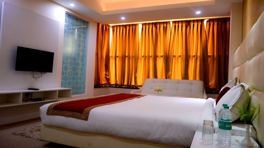 Room 3, Gaba Hotel and Banquet, Gautam Buddha Nagar