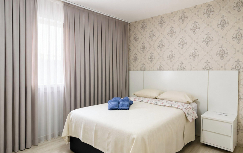 Room 5, Apartamento Fiji c/ Piscina - Bal. Picarras/sc, Piçarras