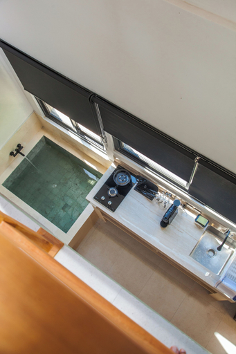 Private kitchen, Shanti - 1BR Loft5 Uluwatu with rooftop, Badung
