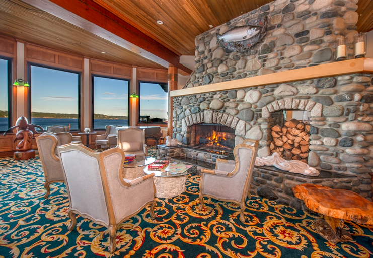 Public Area 4, Painter's Lodge, Comox-Strathcona