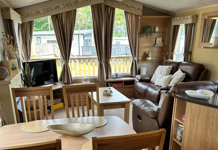 Living area 3, 2 Bed Caravan Sleeps 4 With Parking and Balcony, Scottish Borders