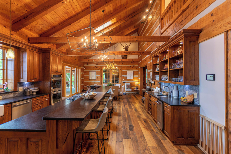 Interior 2, Matney Ridge Estate, Watauga