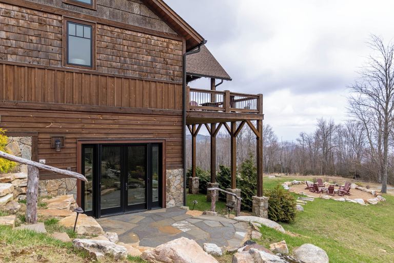 Interior 3, True Blue 92 at Eagles Nest, Avery
