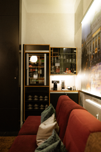 Public Area 4, Hotel Capricorno, Wien
