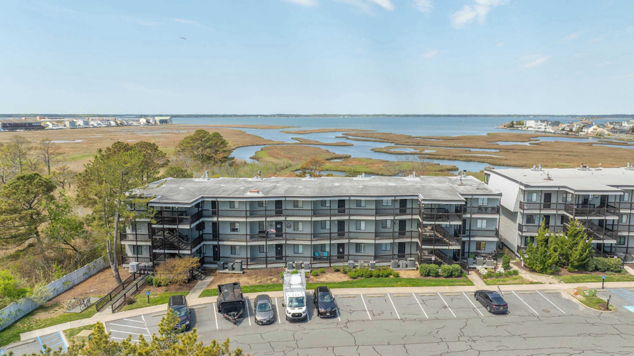 Exterior 4, Bayscape at the Beach!, Worcester