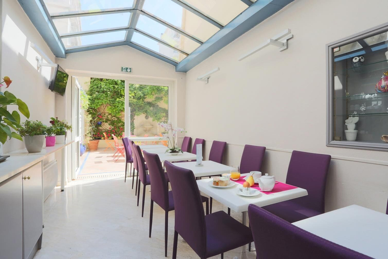 Food & Drinks 5, Hotel de la Fontaine, Alpes-Maritimes